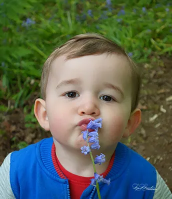 Rowan blowing a kiss
